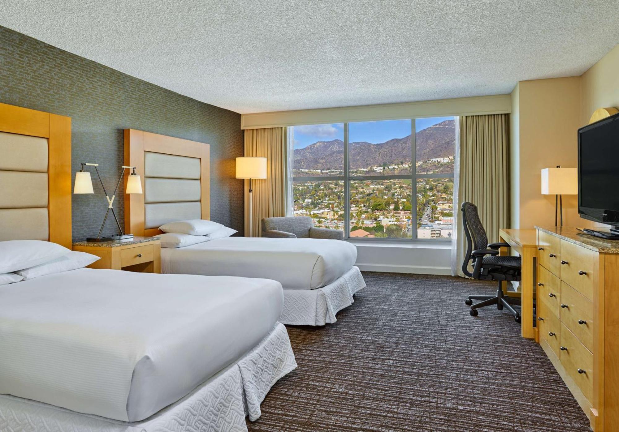 Hilton Los Angeles North-Glendale & Executive Meeting Center Extérieur photo