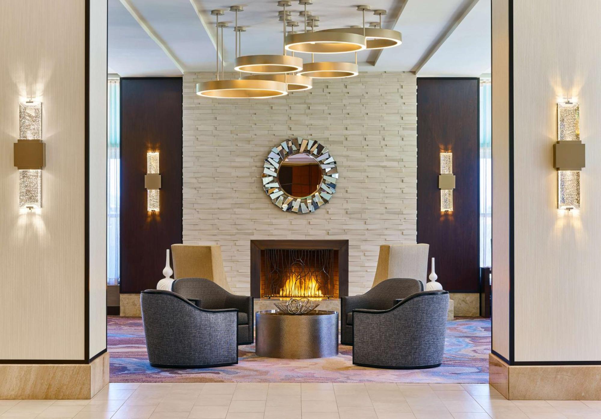 Hilton Los Angeles North-Glendale & Executive Meeting Center Extérieur photo