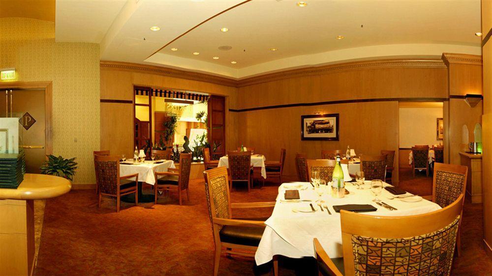 Hilton Los Angeles North-Glendale & Executive Meeting Center Extérieur photo